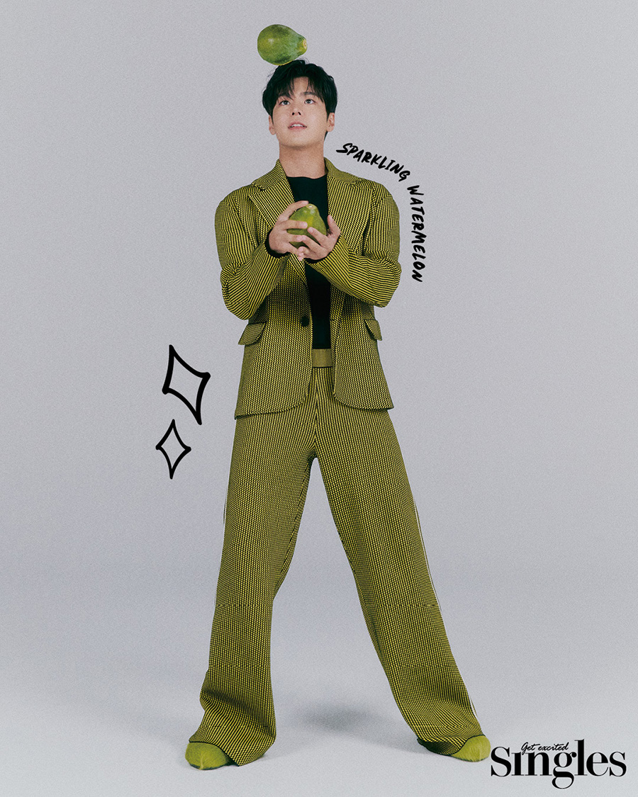 려운과 마르니의 제품이 등장하는 싱글즈 화보